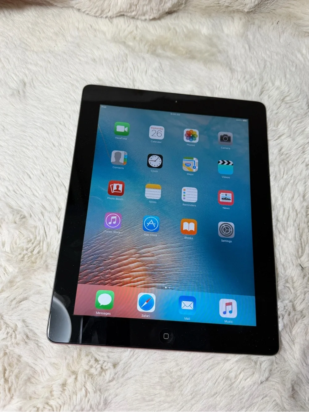 Apple Ipad 2nd generation A1395 please read